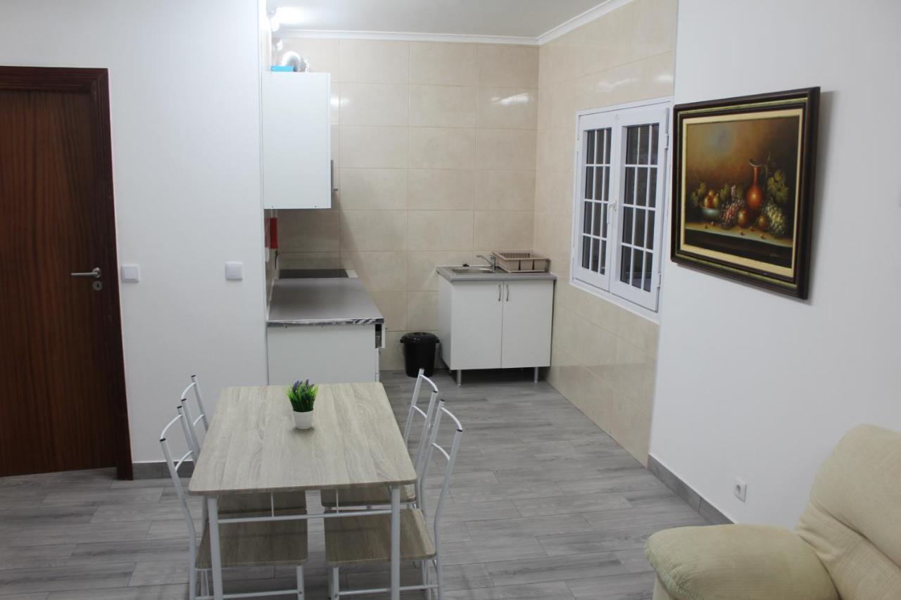 Vitorino De Nemesio Guesthouse Ponta Delgada Dış mekan fotoğraf