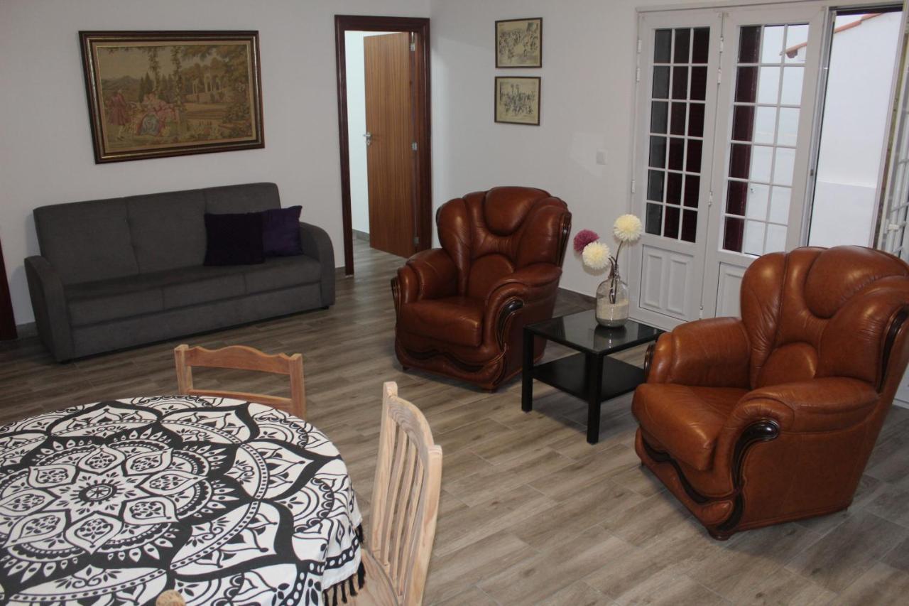 Vitorino De Nemesio Guesthouse Ponta Delgada Dış mekan fotoğraf