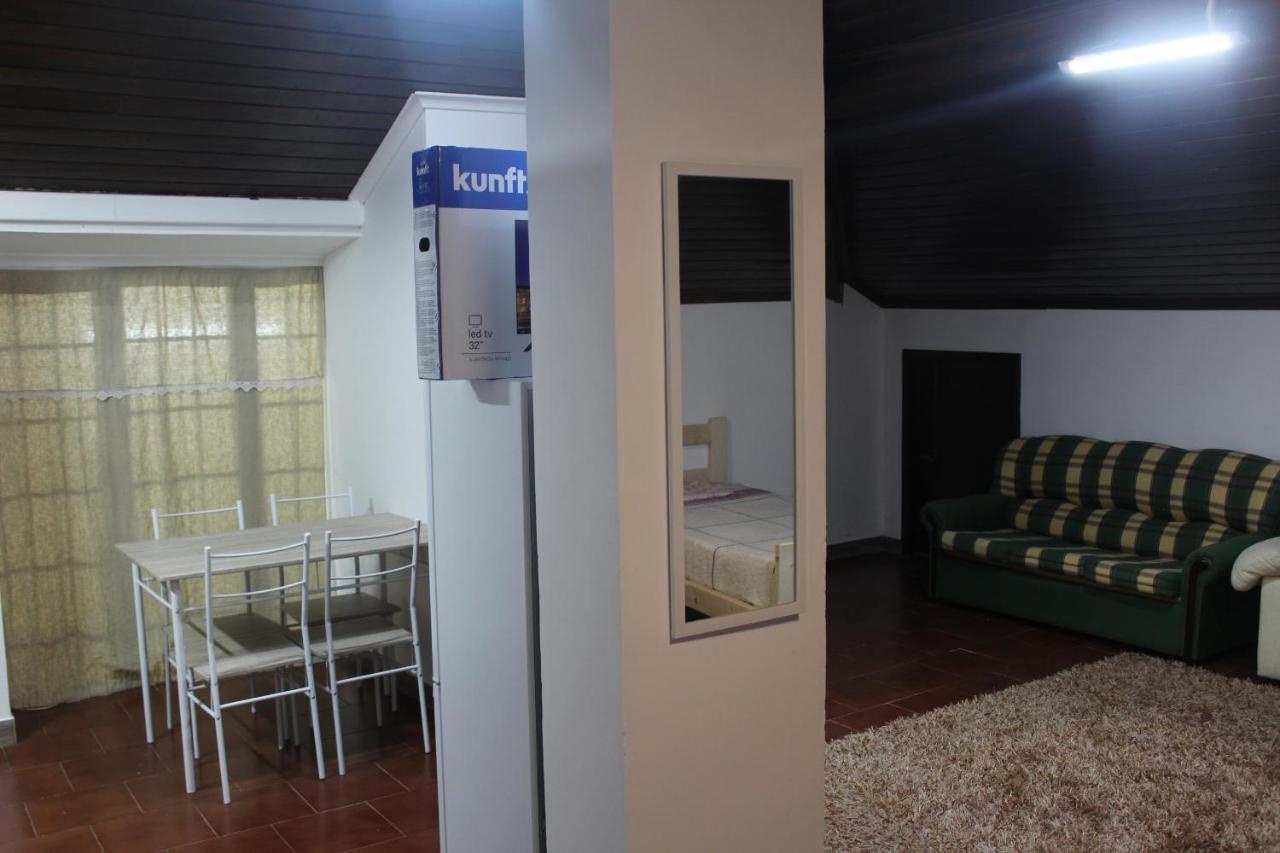Vitorino De Nemesio Guesthouse Ponta Delgada Dış mekan fotoğraf