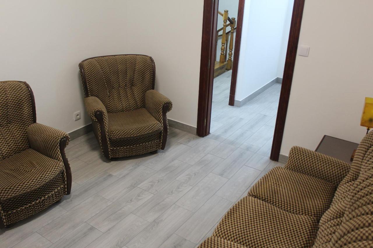 Vitorino De Nemesio Guesthouse Ponta Delgada Dış mekan fotoğraf