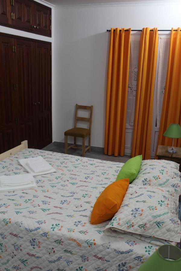 Vitorino De Nemesio Guesthouse Ponta Delgada Dış mekan fotoğraf